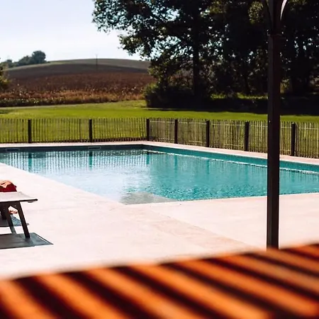 L'heritier, Maison Climatisee, 12pers Avec Piscine Nyaraló Marzens